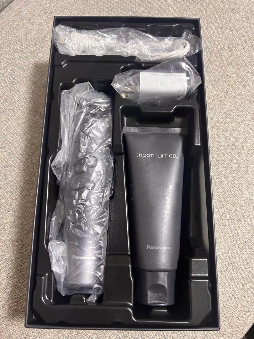 Panasonic EH-SR85-K 美顔器 スムースリフトジェル付き