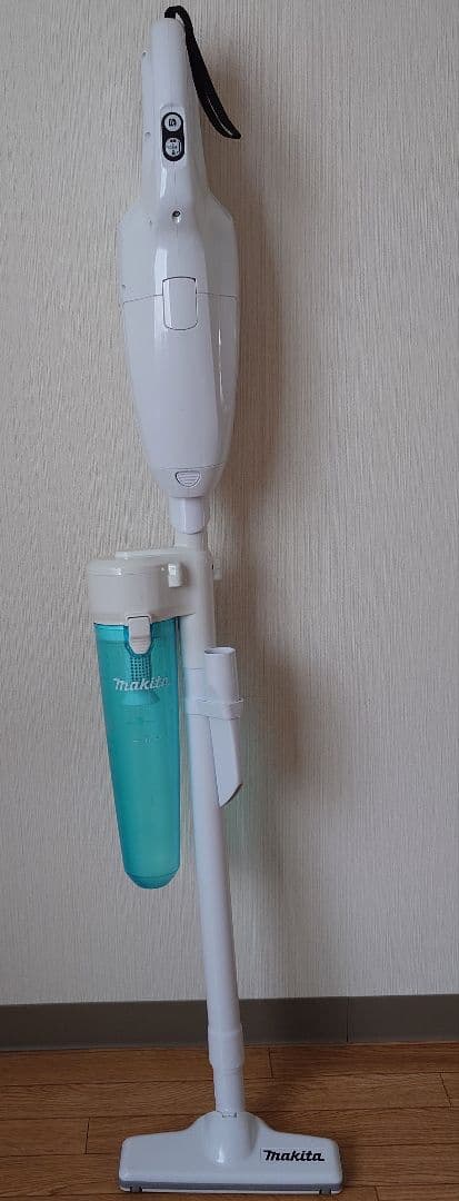 マキタ 充電式クリーナー CL107FD サイクロンアタッチメント付