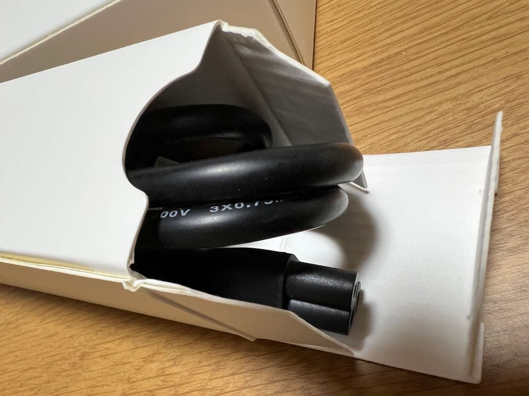 XGIMI Mogo Pro Harman Kardonプロジェクター本体