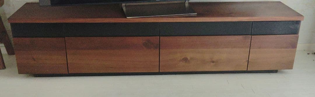 スニーカー LOWYAウォルナットテレビボード 200cm