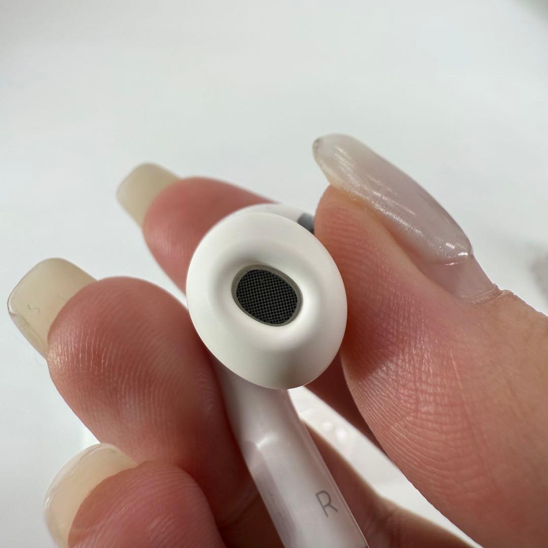 正規品 Apple airpods pro2 第二世代 USB-C 純正 本体