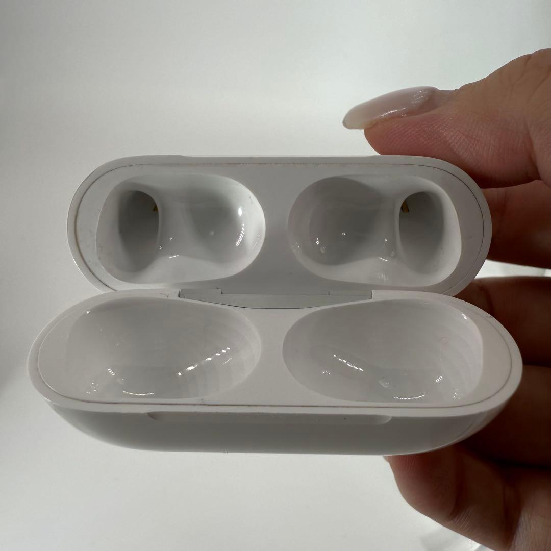 正規品 Apple airpods pro2 第二世代 USB-C 純正 本体