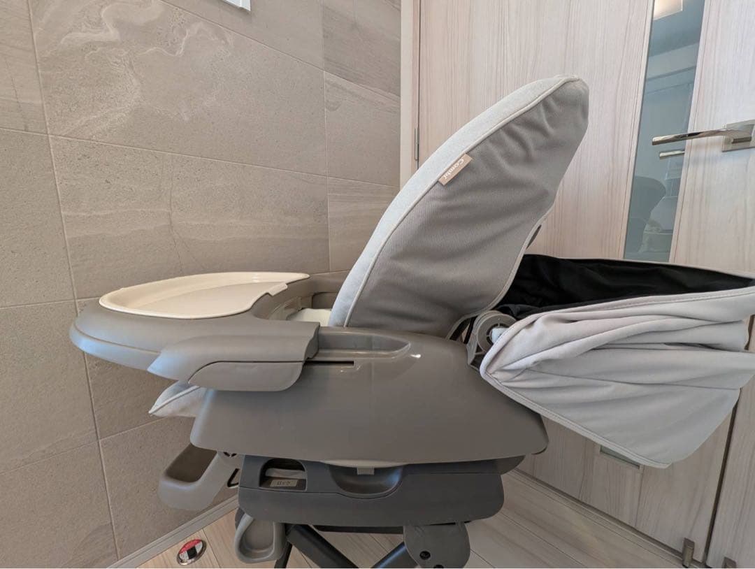 【ほたる】Combi CWL ネムリラ　コードレスオートスウィングSS +