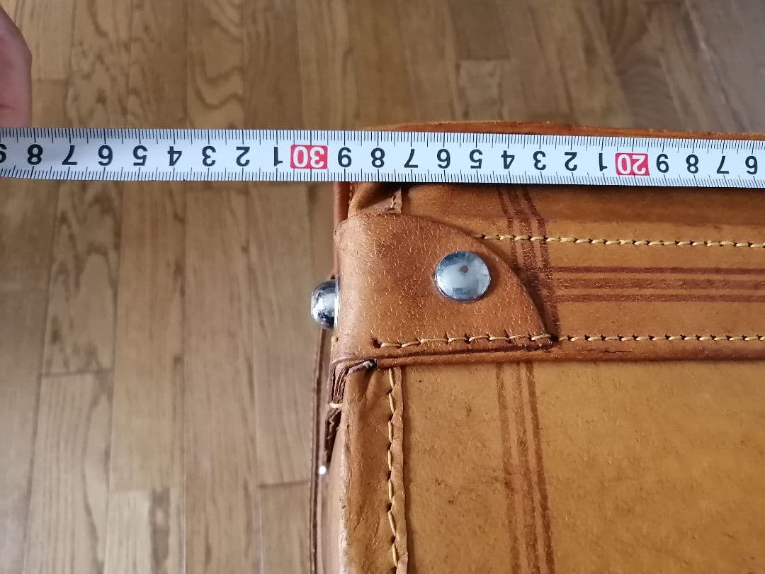 ヴィンテージレザー トランク 中型