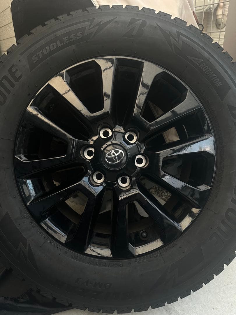 4本セット　プラド150後期　ブラックエディション　ブリヂストン　スタッドレス
