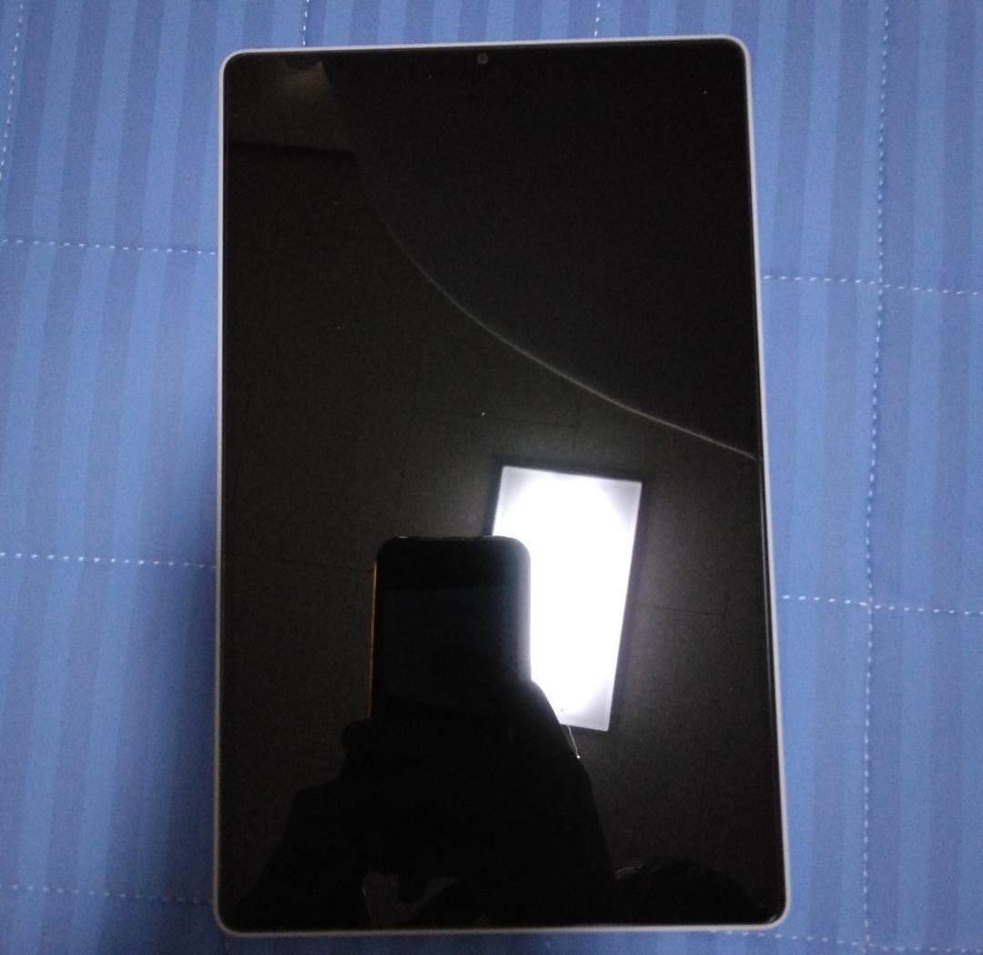 高性能ゲーミングタブレット！Lenovo Legion Y700 Gen4！白色