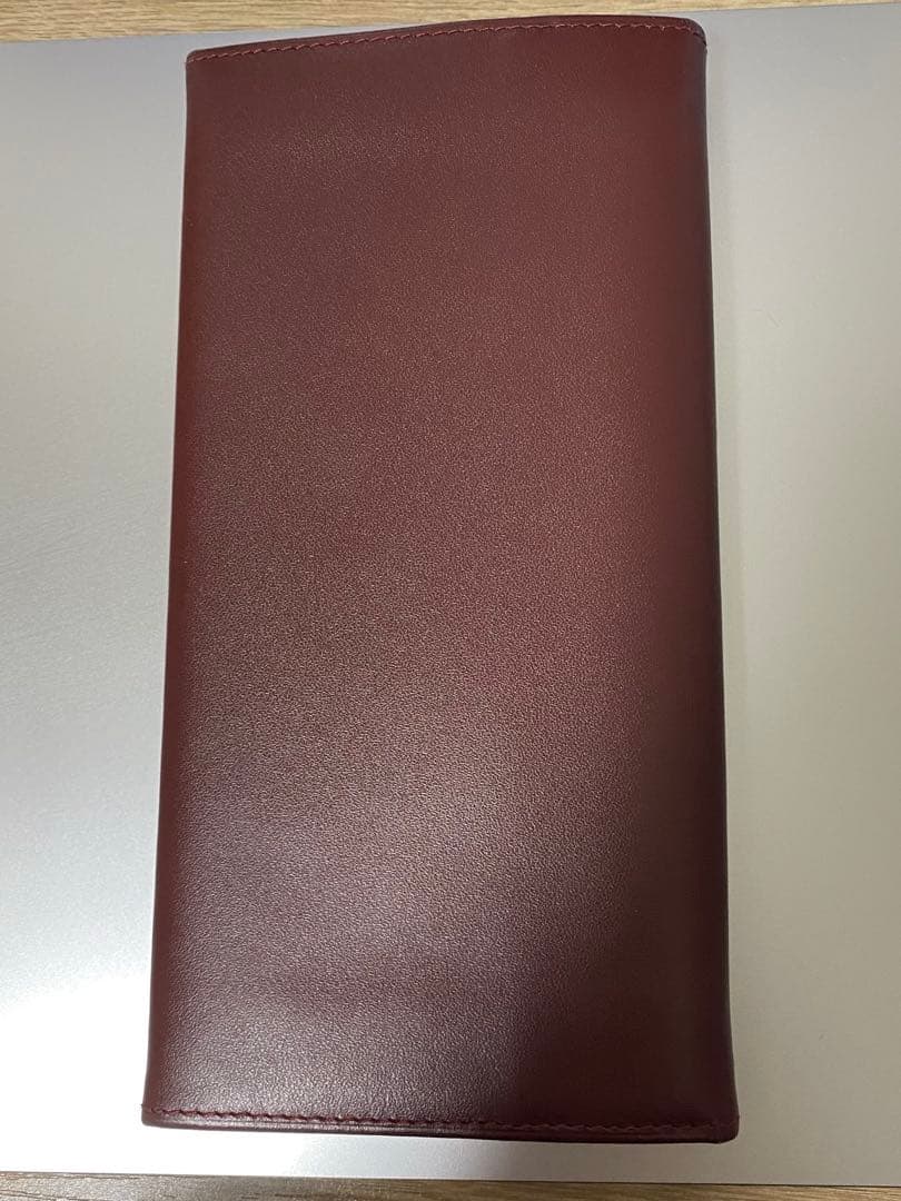 カルティエ 長財布 イタリア製