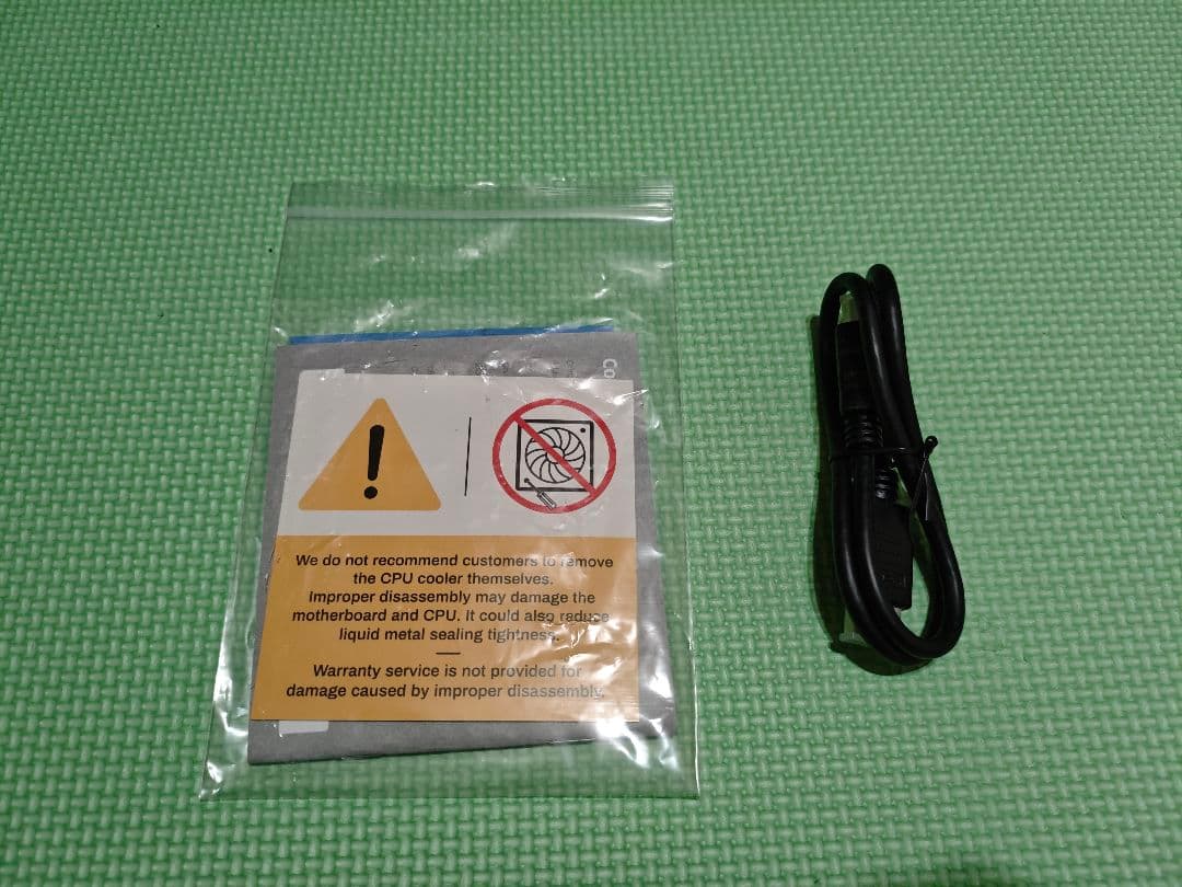 ゲーミングミニPC Minisforum HX90G 64GB/512GB