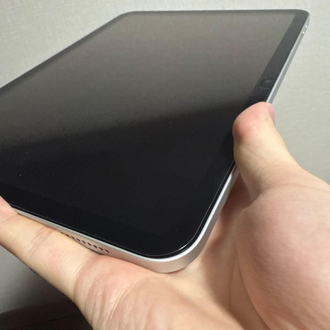 iPad 10世代 シルバー iPad 本体 薄型
