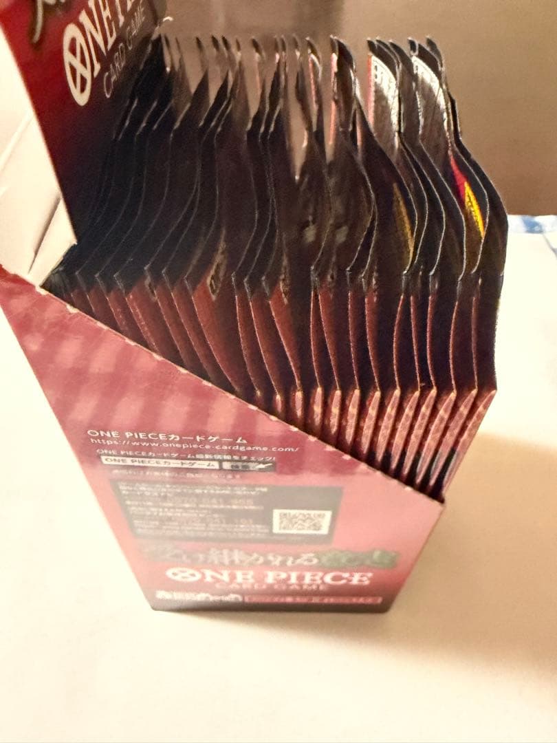 ワンピースカードゲーム　受け継がれる意志　1Box 24パック入り⭐️先程購入⭐️