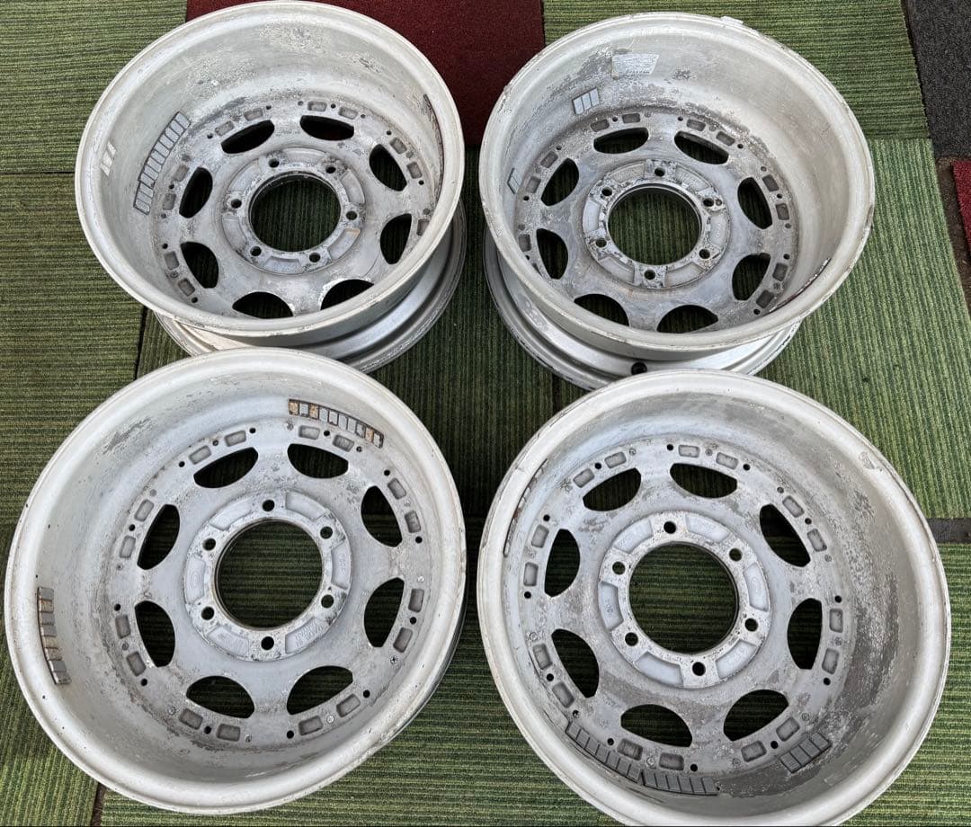 ハイエース社外アルミホイール15インチ6J インセット22 6穴 PCD139.