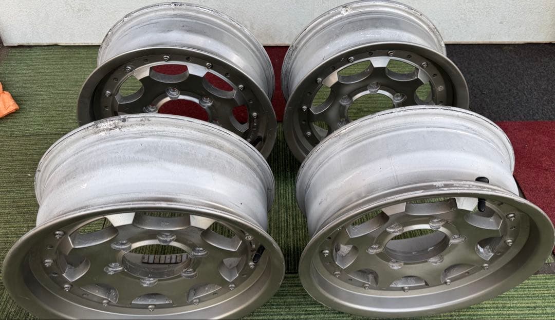 ハイエース社外アルミホイール15インチ6J インセット22 6穴 PCD139.