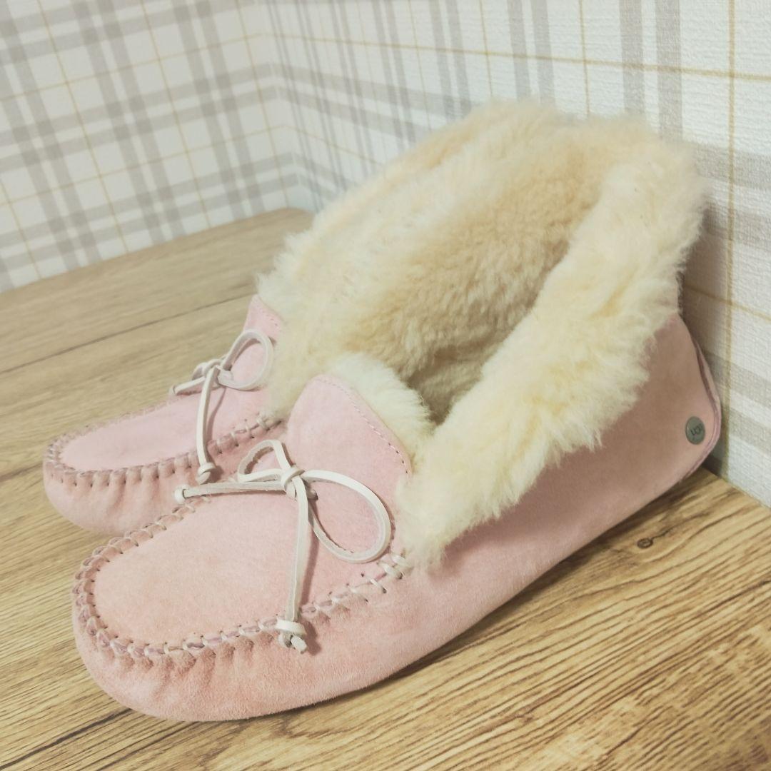 美品 超レア UGG アグ ムートン モカシン W ALENA ピンク 23