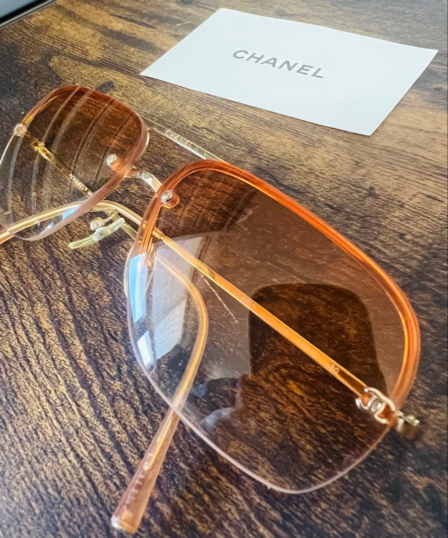 o*o様 美品シャネル 【ココマーク】オレンジ グラデーションサングラス　秋冬に