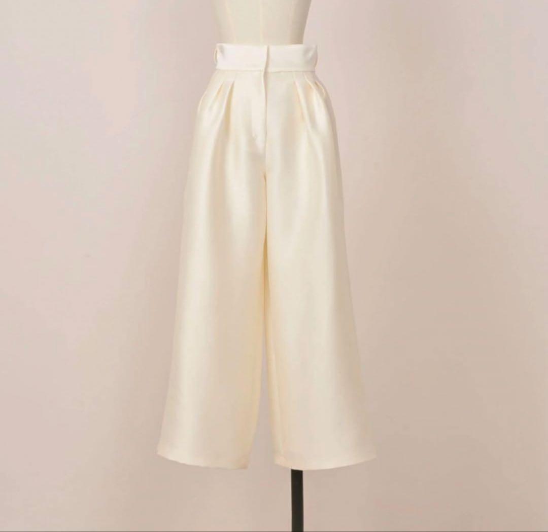 【Heve ヘイブ】シルキーワイドパンツ 38 ホワイト