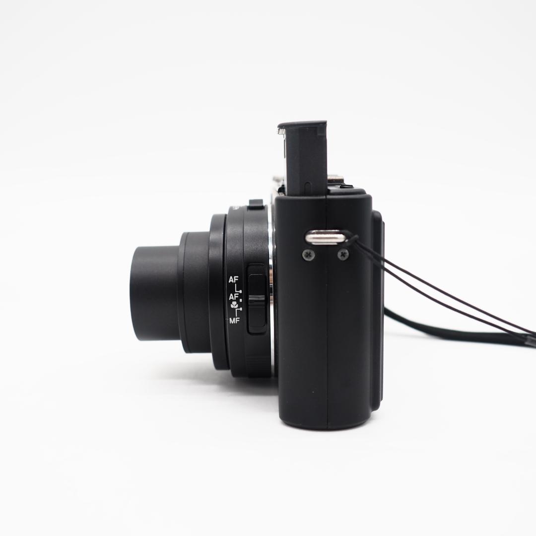 LEICA D-LUX4 デジタルカメラ 1010万画素 光学2.5倍ズーム