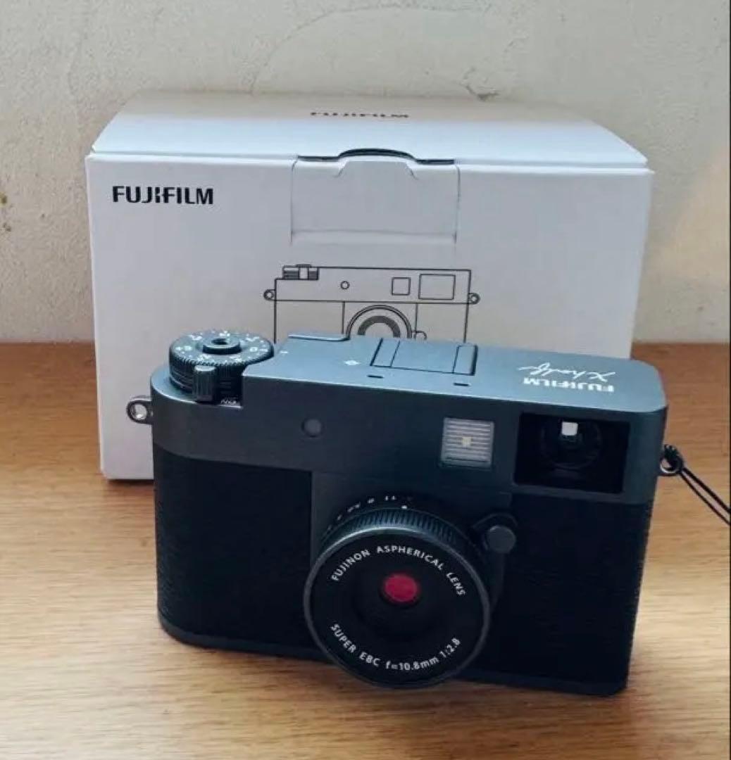 FUJIFILM X-half X-HF1 チャコールシルバー　保証あり