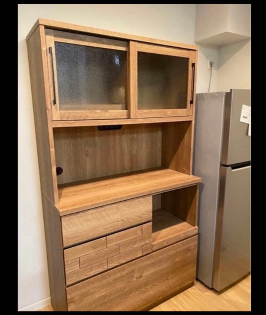 m　【大川家具】木目調 食器棚 ガラス扉付き