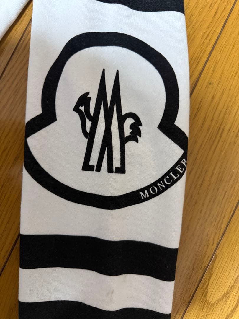 Moncler スプラッシュプリント トレーナー