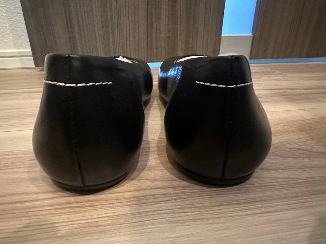 ケイ　　黒のバレエシューズ サイズ37