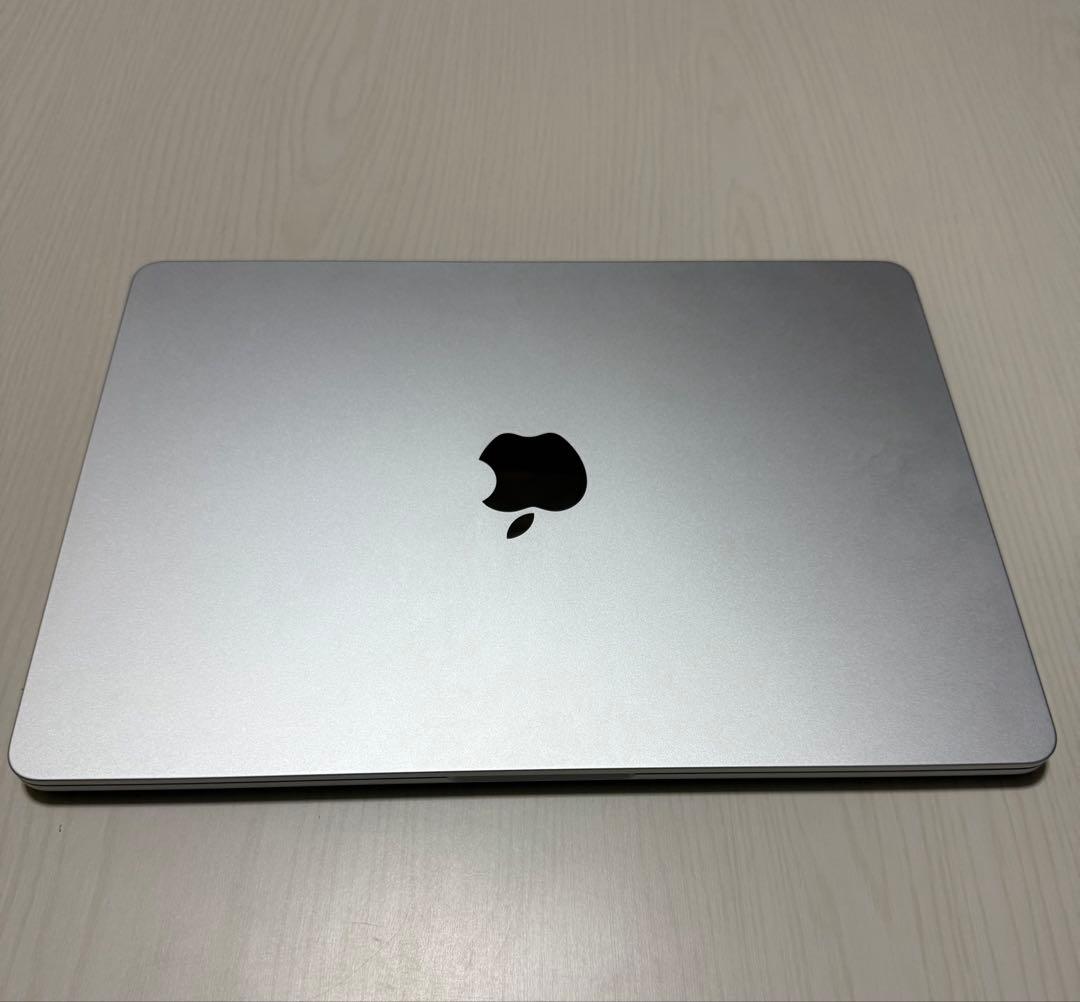 M2 MacBookair メモリ16 ストレージ512 シルバー