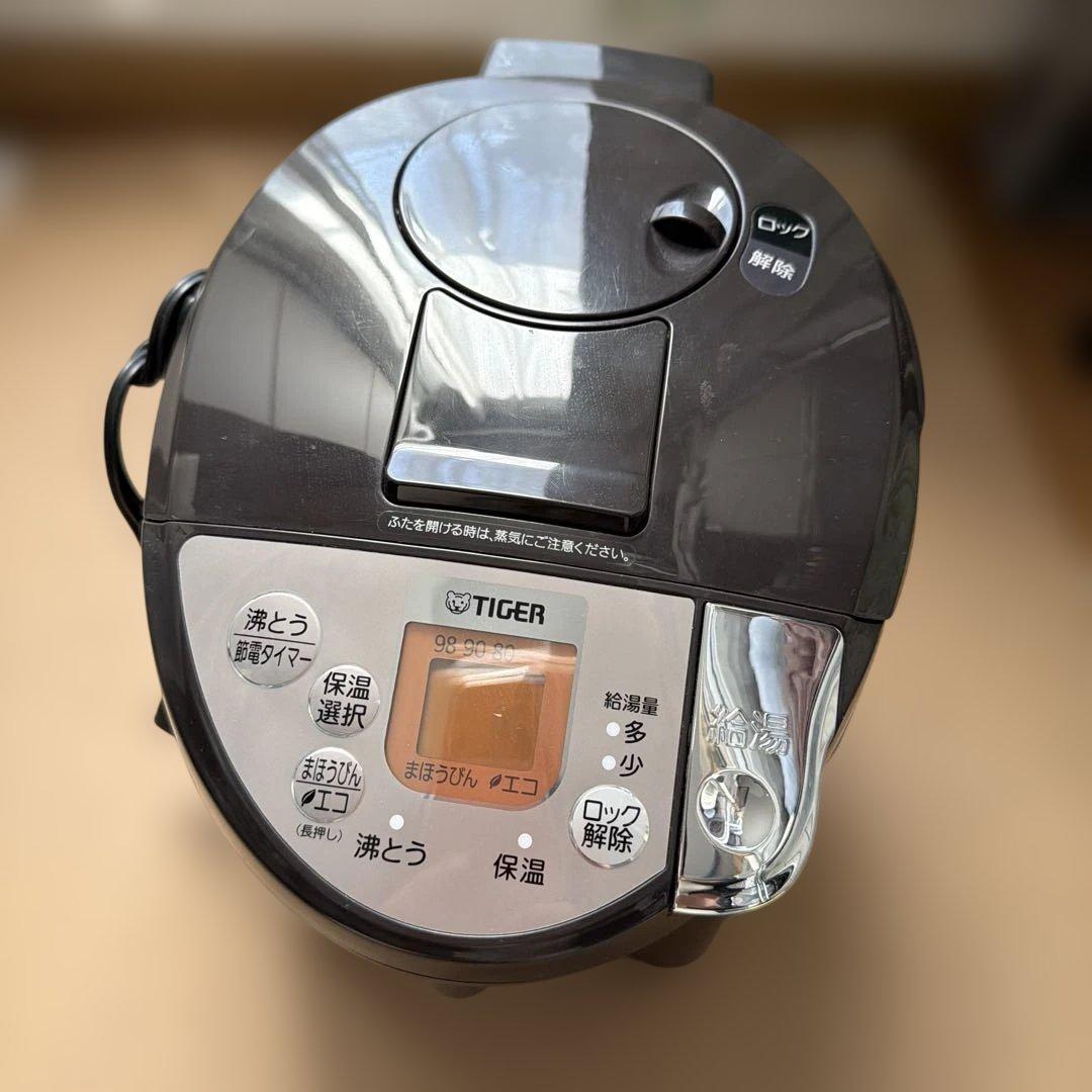 タイガー　電気ポット　蒸気レス　とく子さん2.2L ブラウン　PIW-A220T