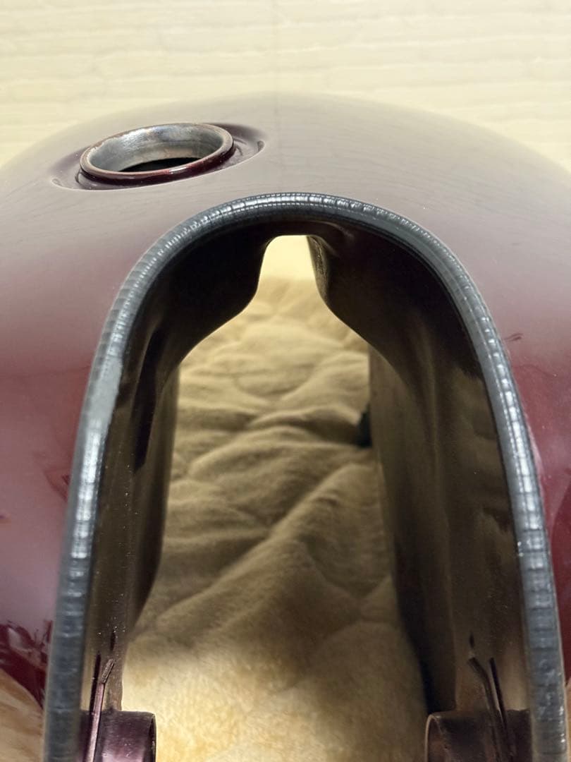 SR400 純正タンク RH01J ベリーダークレッドメタリック2