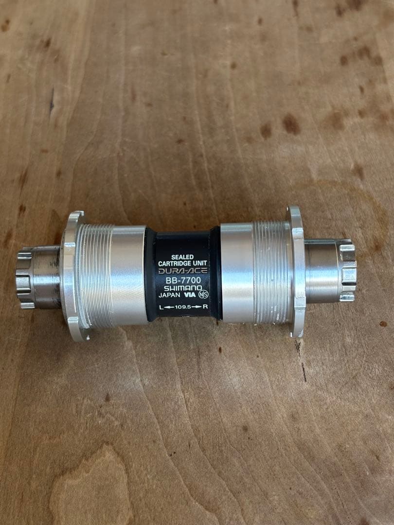 美品 SHIMANO シマノ BB-7700 NJS DURA-ACE ピスト