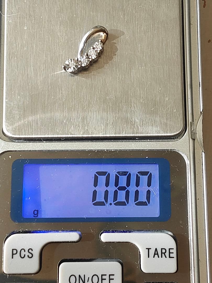 ジュエリーツツミ k10 ペンダントトップ 0,8ｇ