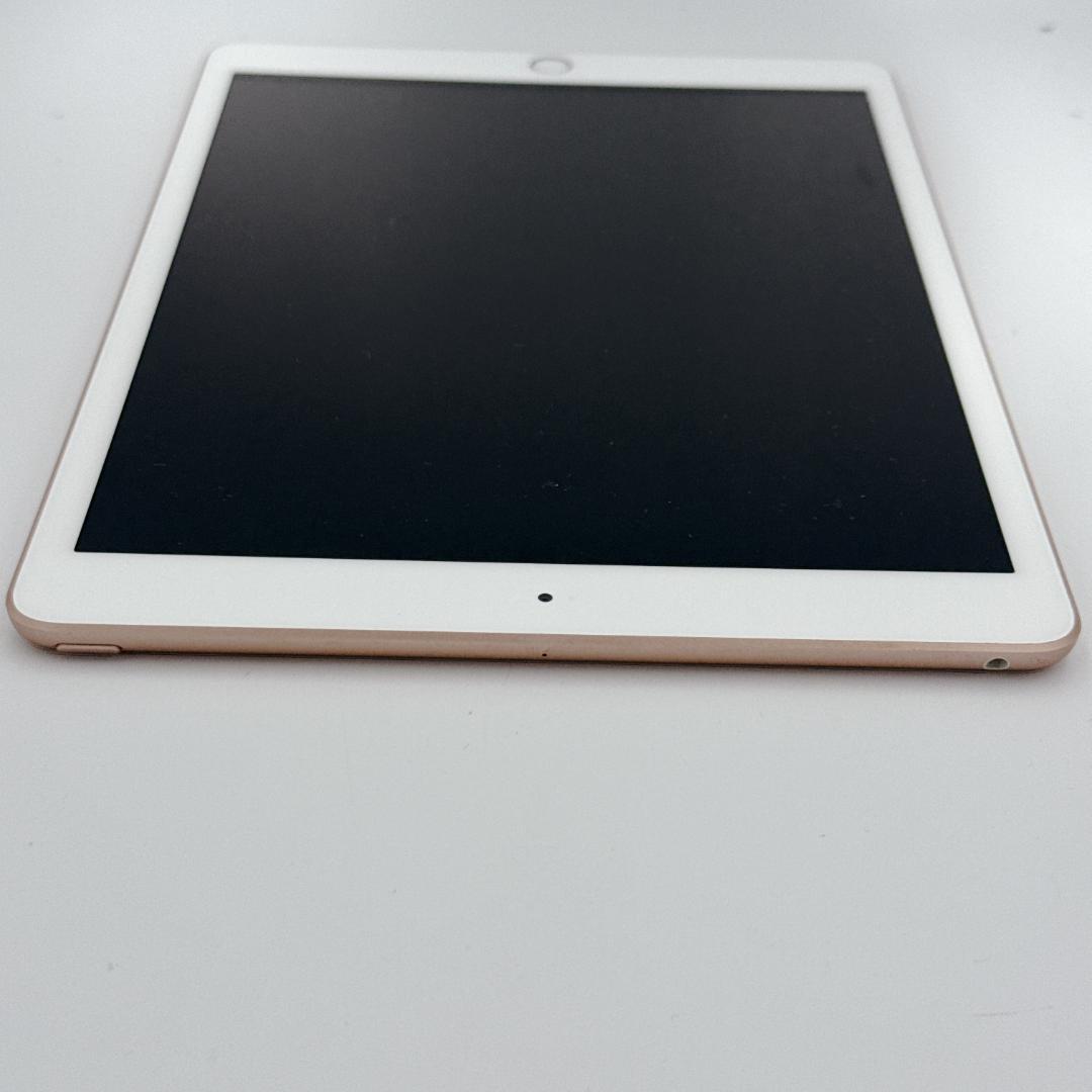 【ほぼ新品】iPad 第7世代 32GB Wi-Fiモデル MW762J/A