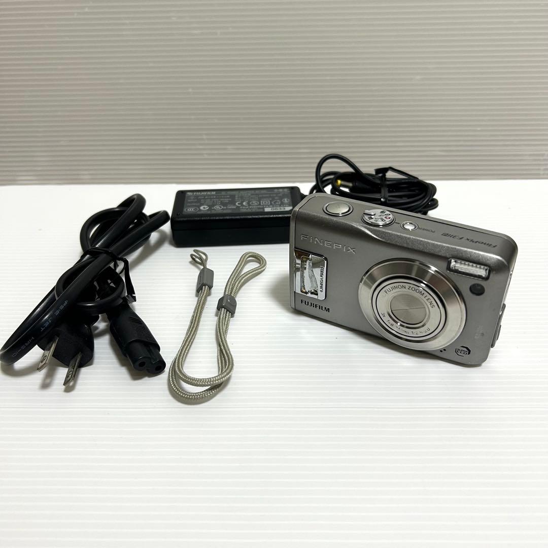Fujifilm FinePix F31fd シルバー オールドコンデジ