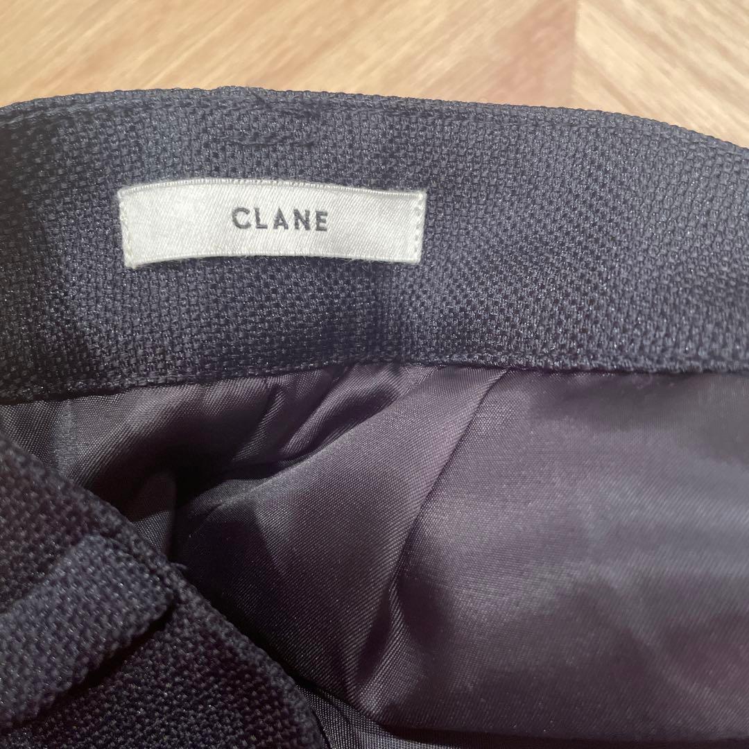 CLANE パデッドショートパンツ