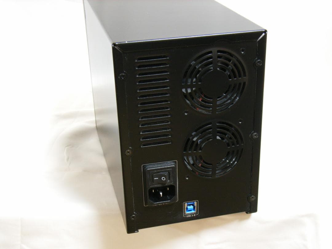 センチュリー　独立電源スイッチ　裸族のカプセルホテル Ver.2　HDD4台