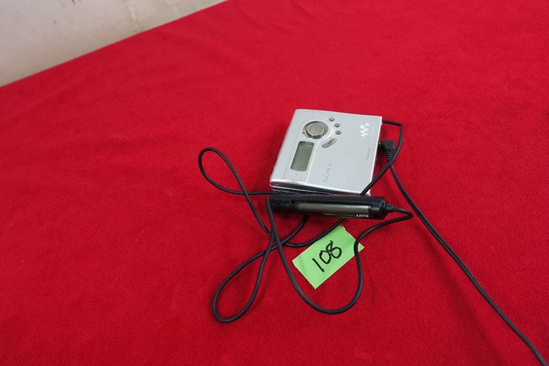 108：SONY　MZ-N920　ポータブルMDプレーヤー　ジャンク品