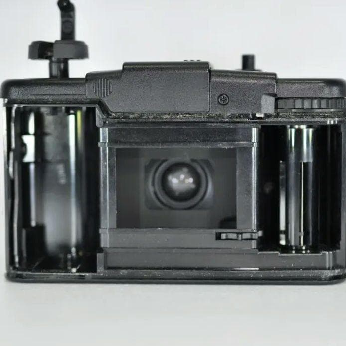 【動作ＯＫ】OLYMPUS XA1 オリンパス コンパクト フィルム カメラ