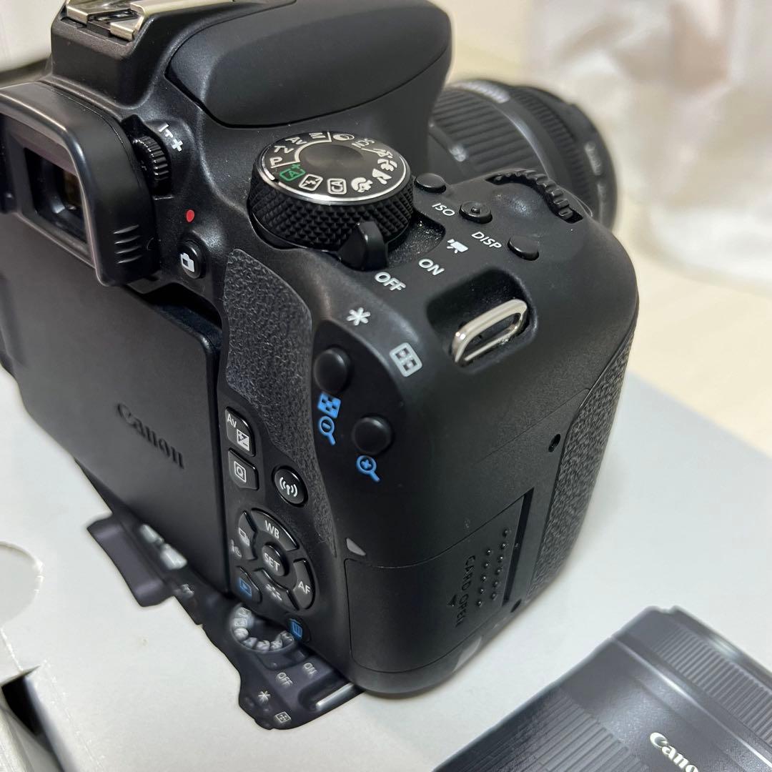 Canon EOS Kiss X9i デジタル一眼レフ