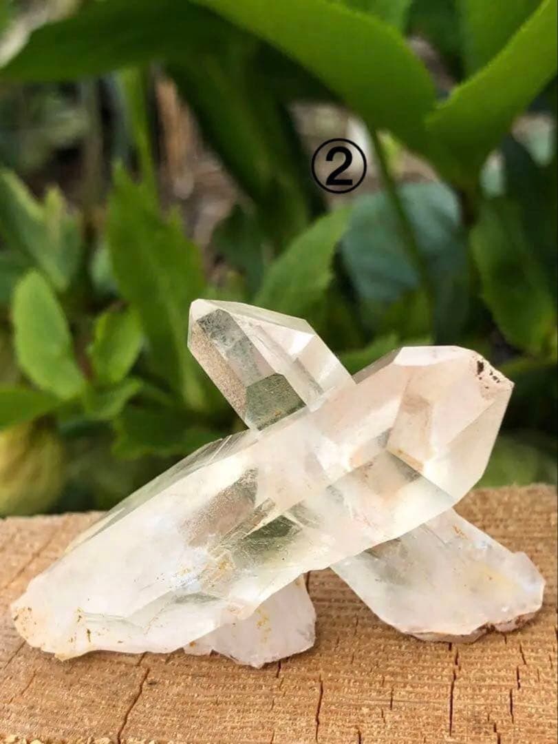 ❤️ ✳買い得　レア形　虹入り　2点　透明度抜群の水晶柱　ヒマラヤクラスター