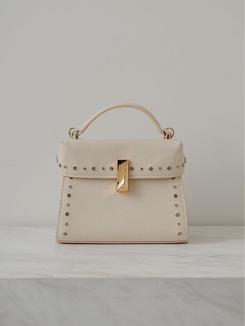 celford ビジュースタッズポシェット ショルダーバッグ