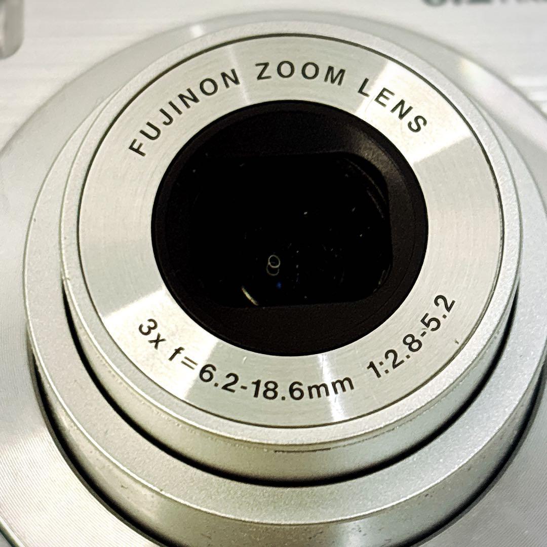 【極美品】FUJIFILM 富士フイルム FinePix J10 デジタルカメラ