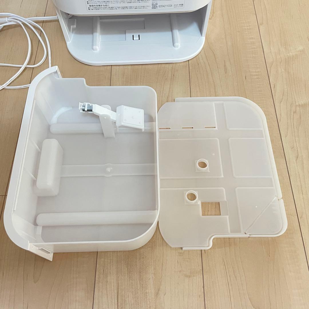 アイリスオーヤマ 衣類乾燥除湿機　除湿機　サーキュレーター　2025年　ホワイト