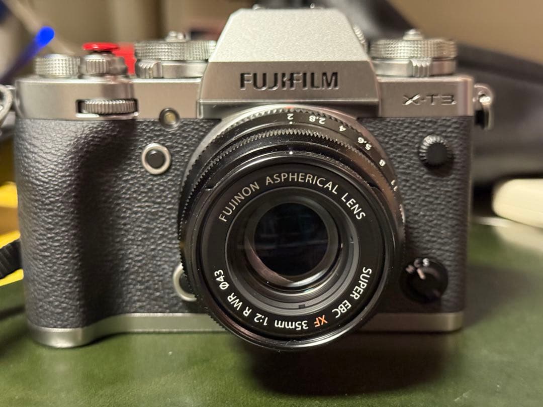 FUJIFILM X-T3（シルバー）XF 35mm F2 R WR