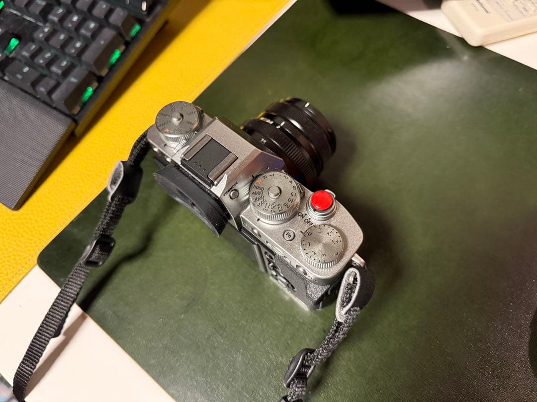 FUJIFILM X-T3（シルバー）XF 35mm F2 R WR