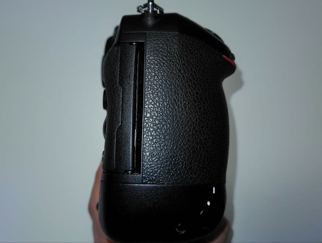 【良品】nikon d4s【シャッター回数59776回】