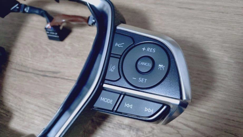 220クラウン ステアリングスイッチ カスタム