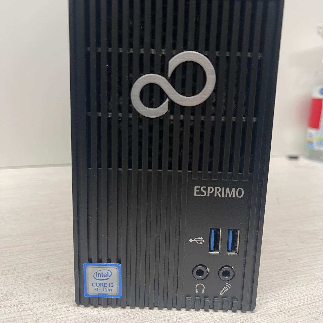 富士通 ESPRIMO WD2/C1 i5-7500 8GB SSD256GB