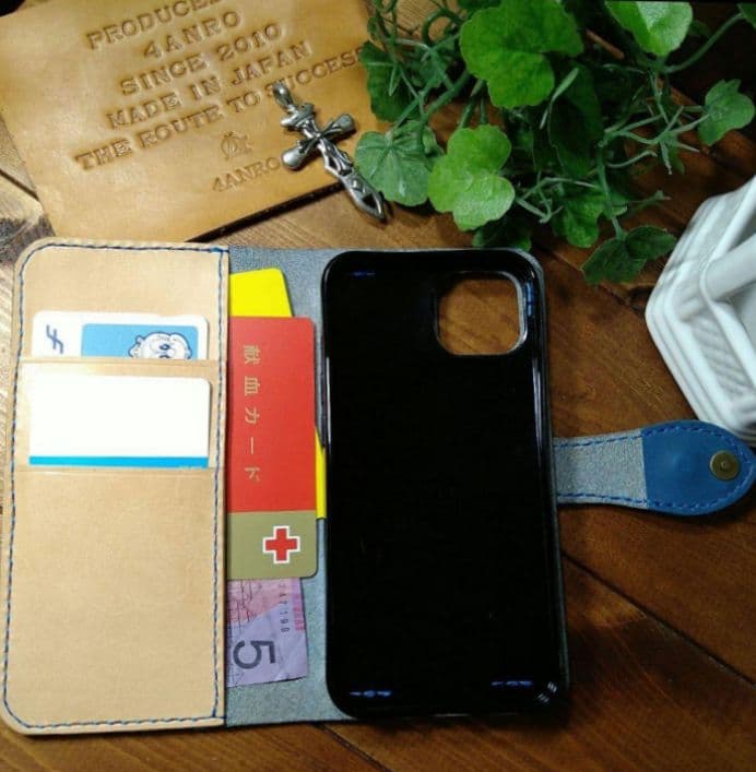 各機種対応■国内最高峰栃木レザーブルー■スマホレザーケース■コンチョマグネット式