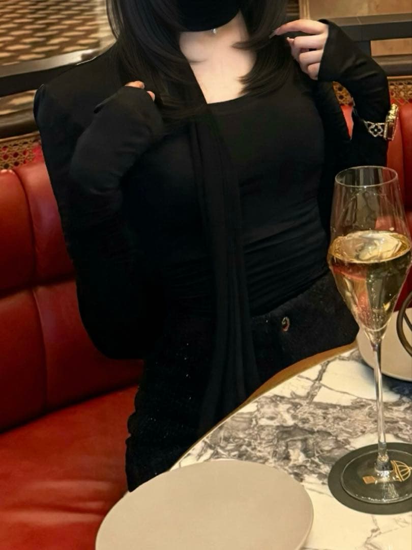 トップス S asymmetric drape tops theredthred