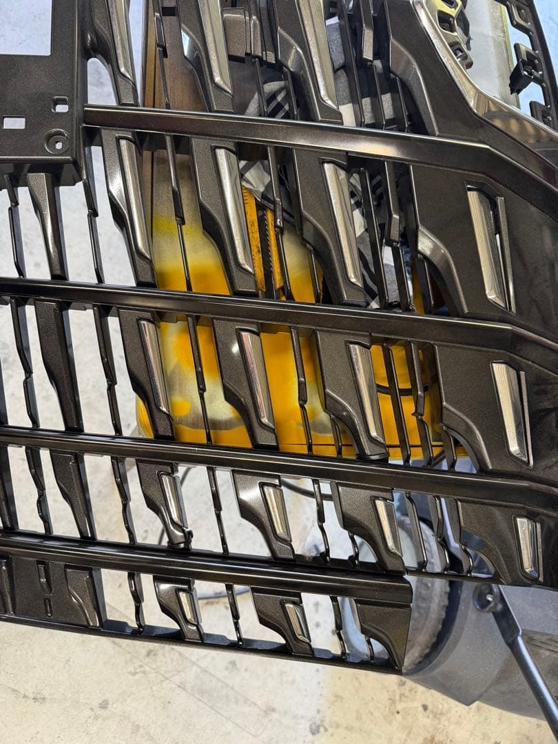 フロントグリル 30アルファード後期