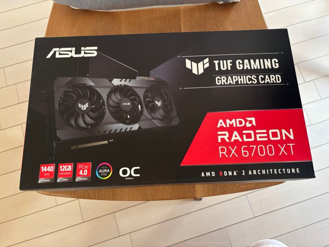 ASUS Radeon RX 6700 XT グラフィックスカード