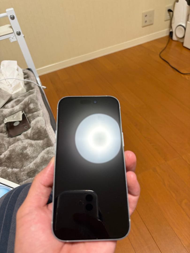 A*様 SIMフリー箱付き iPhone15 256GB ブルー